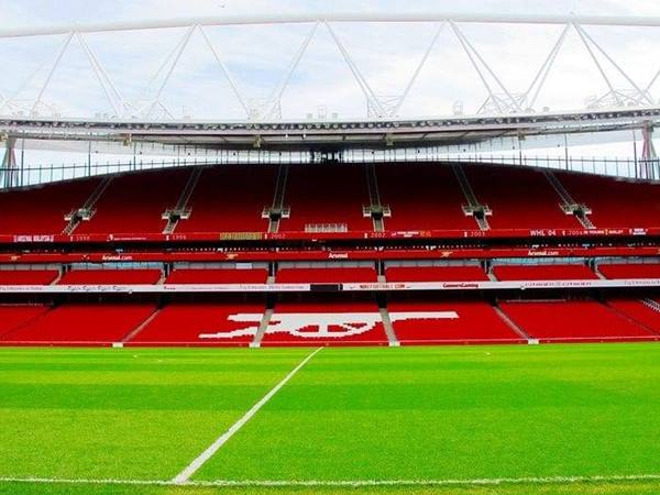Sân vận động Emirates là sân nhà hiện tại của Arsenal