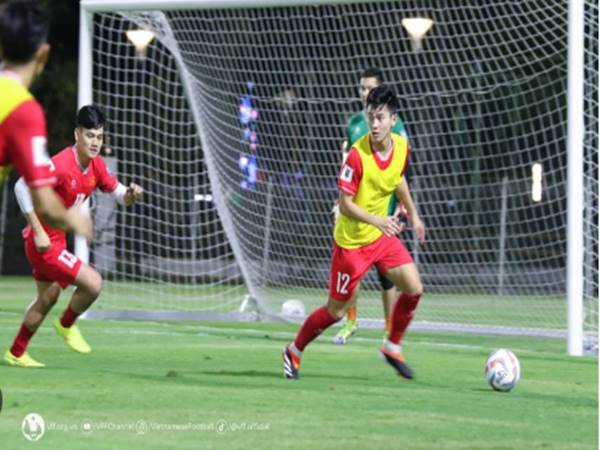 Bóng đá VN 19/4: VFF tính chọn HLV Nhật Bản cho cả ĐT nam và nữ