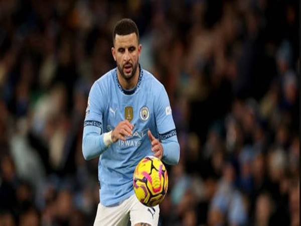 Bóng đá Italia 14/1: AC Milan lên kế hoạch mua Kyle Walker