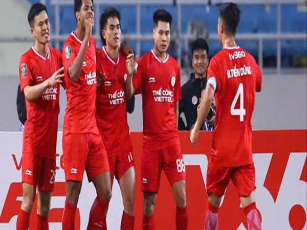Bóng đá VN: Thể Công Viettel chật vật với sân tổ chức trận SLNA