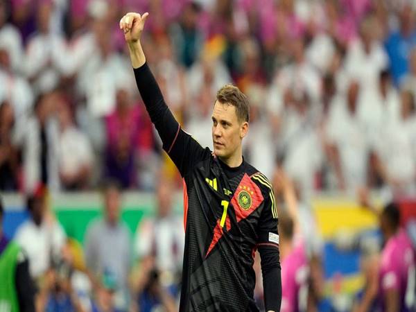 Thủ nôn hay nhất thế giới Manuel Neuer – Người khai sinh phong cách "sweeper-keeper"