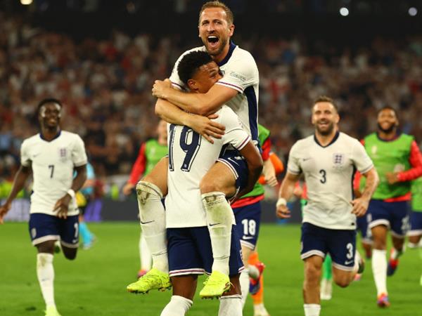 Khám phá trận chung kết Euro 2024: Cuộc chiến nảy lửa
