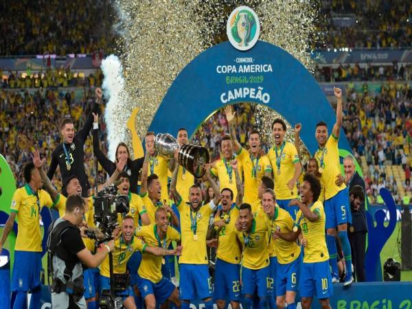 Brazil – Sức mạnh và sự quyến rũ của “Joga Bonito”