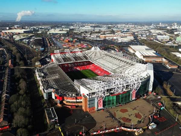 Khám phá sức chứa sân vận động Old Traford cùng thiết kế